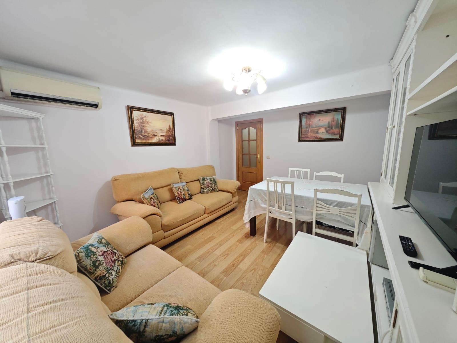 Imagen 2 Piso en venta en Madrid / C/ María Teresa Sáez de Heredia- Ventas - Ciudad Lineal