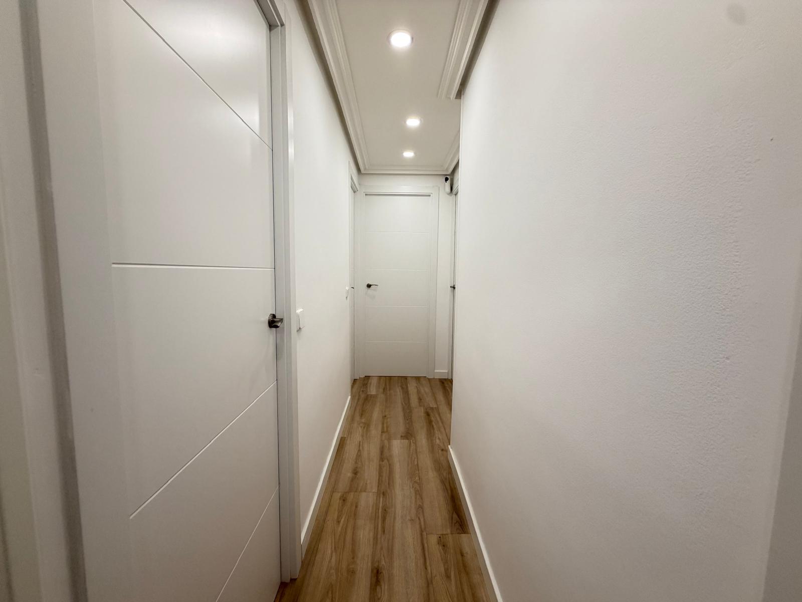 Imagen 8 Piso en venta en Madrid / Calle Zaratán - Simancas - San Blas - Madrid 