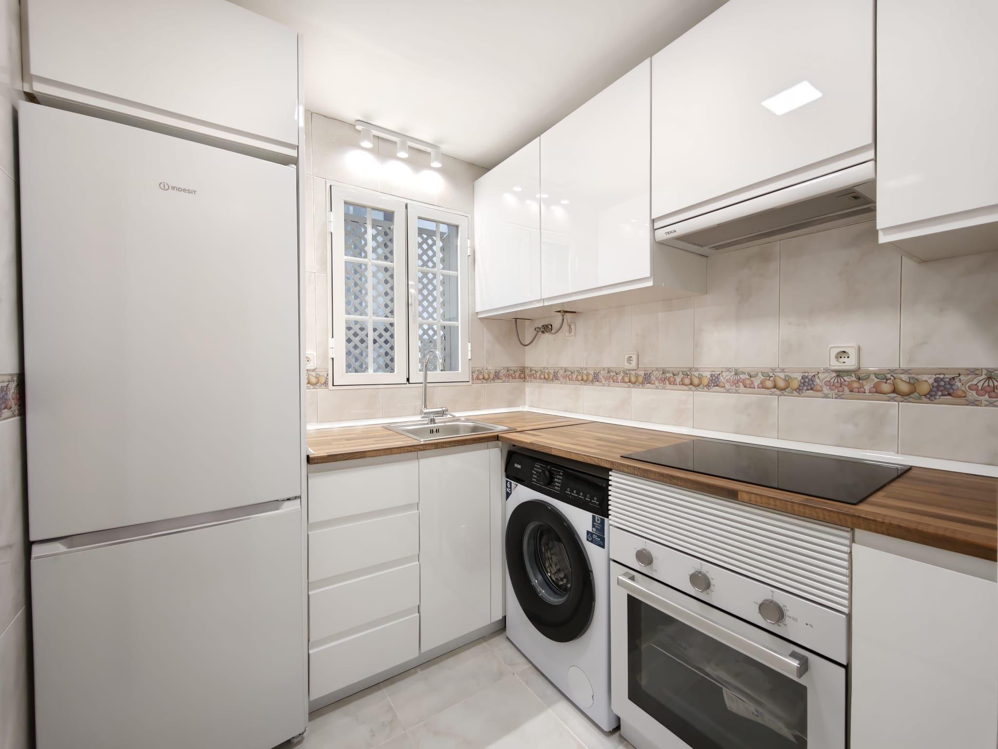 Imagen 10 Piso en venta en Madrid / Calle Zaratán - Simancas - San Blas - Madrid 