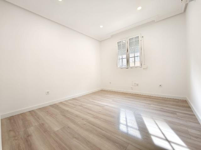 Imagen 13 Inmueble 305046 - Piso en venta en Madrid / Calle Zaratán - Simancas - San Blas - Madrid 