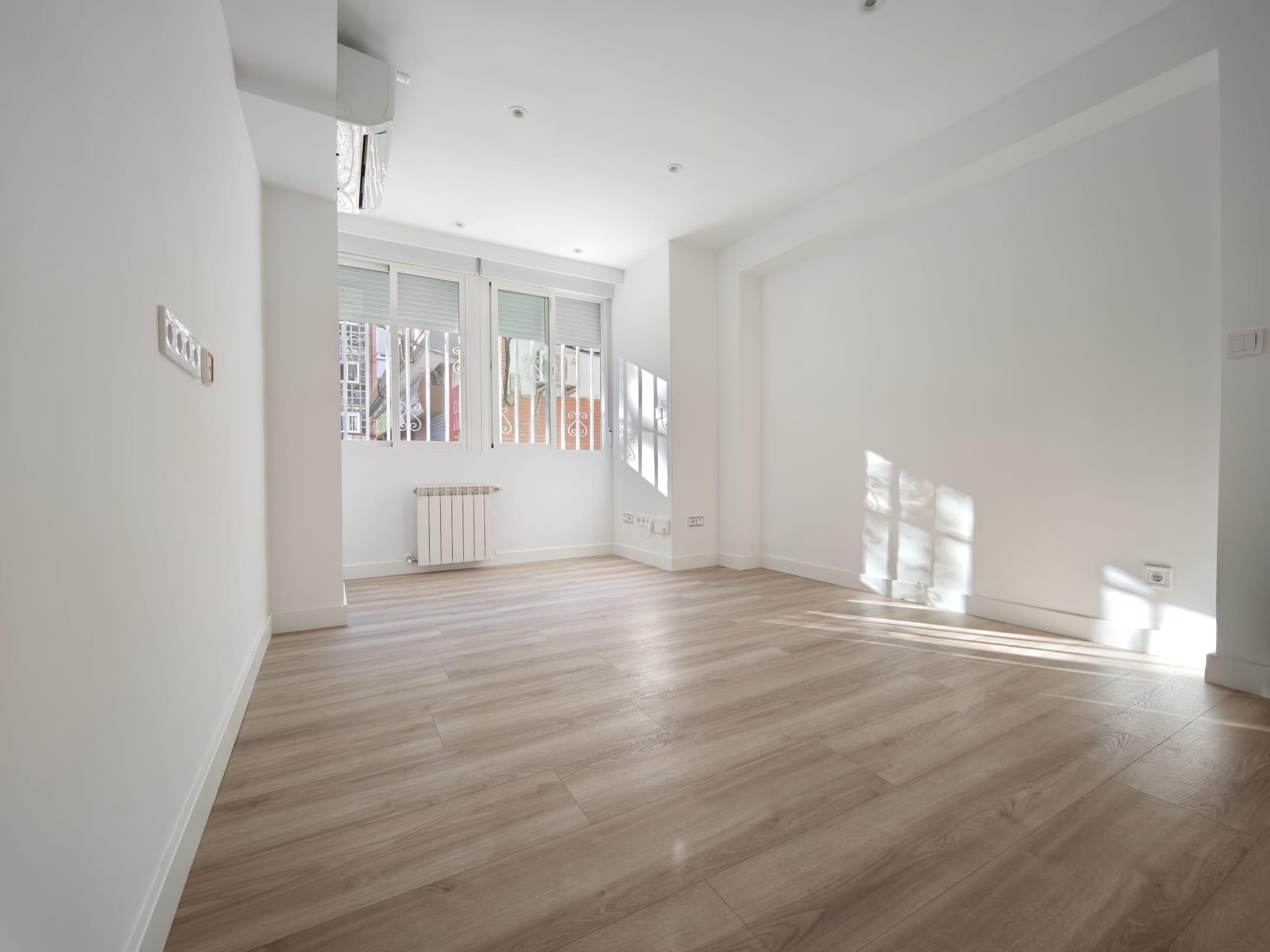 Imagen 3 Piso en venta en Madrid / C/ Torrelaguna - San Pascual - Ciudad Lineal - Madrid
