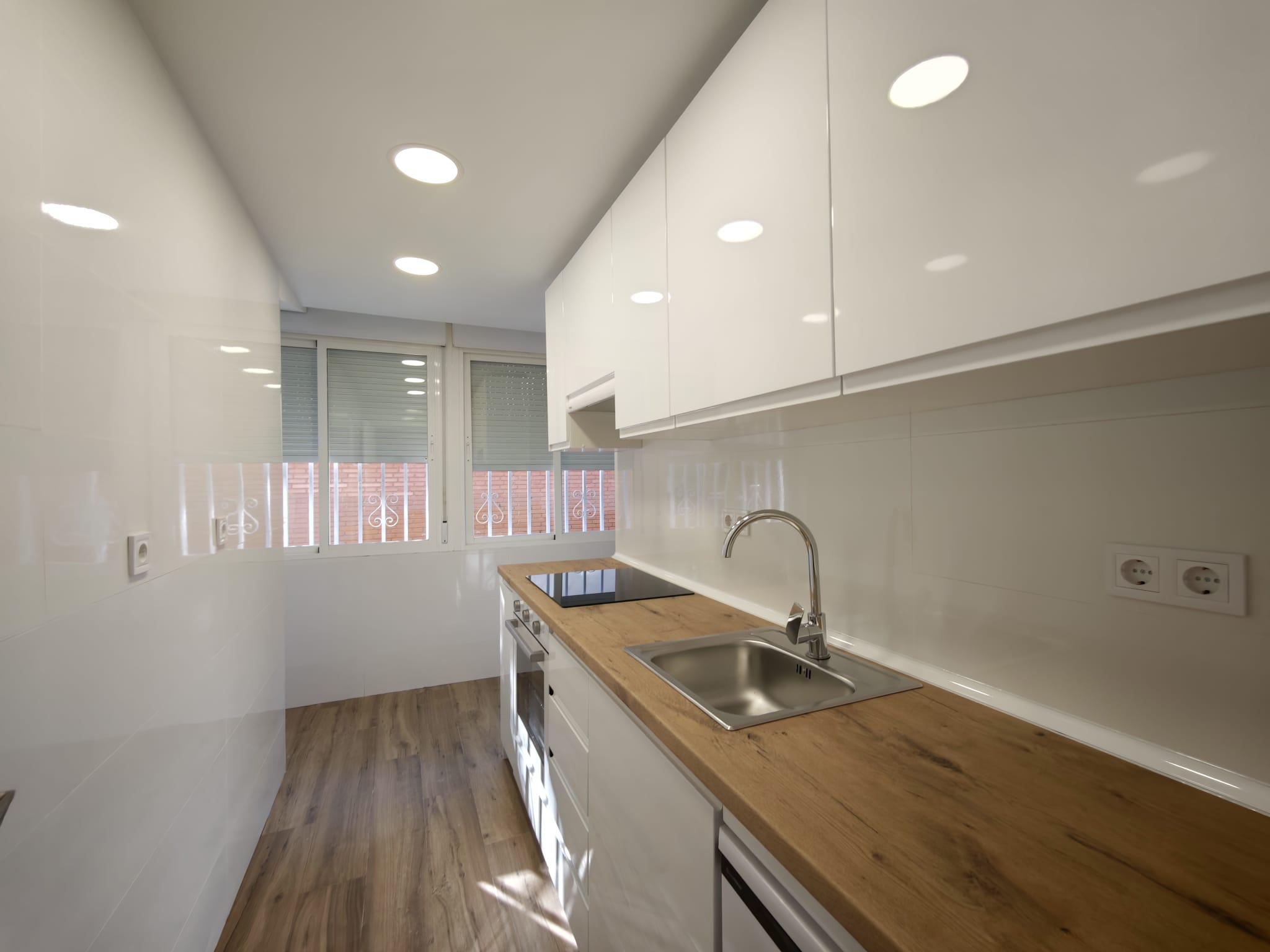 Imagen 11 Piso en venta en Madrid / C/ Torrelaguna - San Pascual - Ciudad Lineal - Madrid