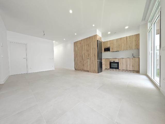 Imagen 16 Inmueble 305491 - Planta Baja en venta en Madrid / Calle Castilla Bellas Vistas - Tetuan