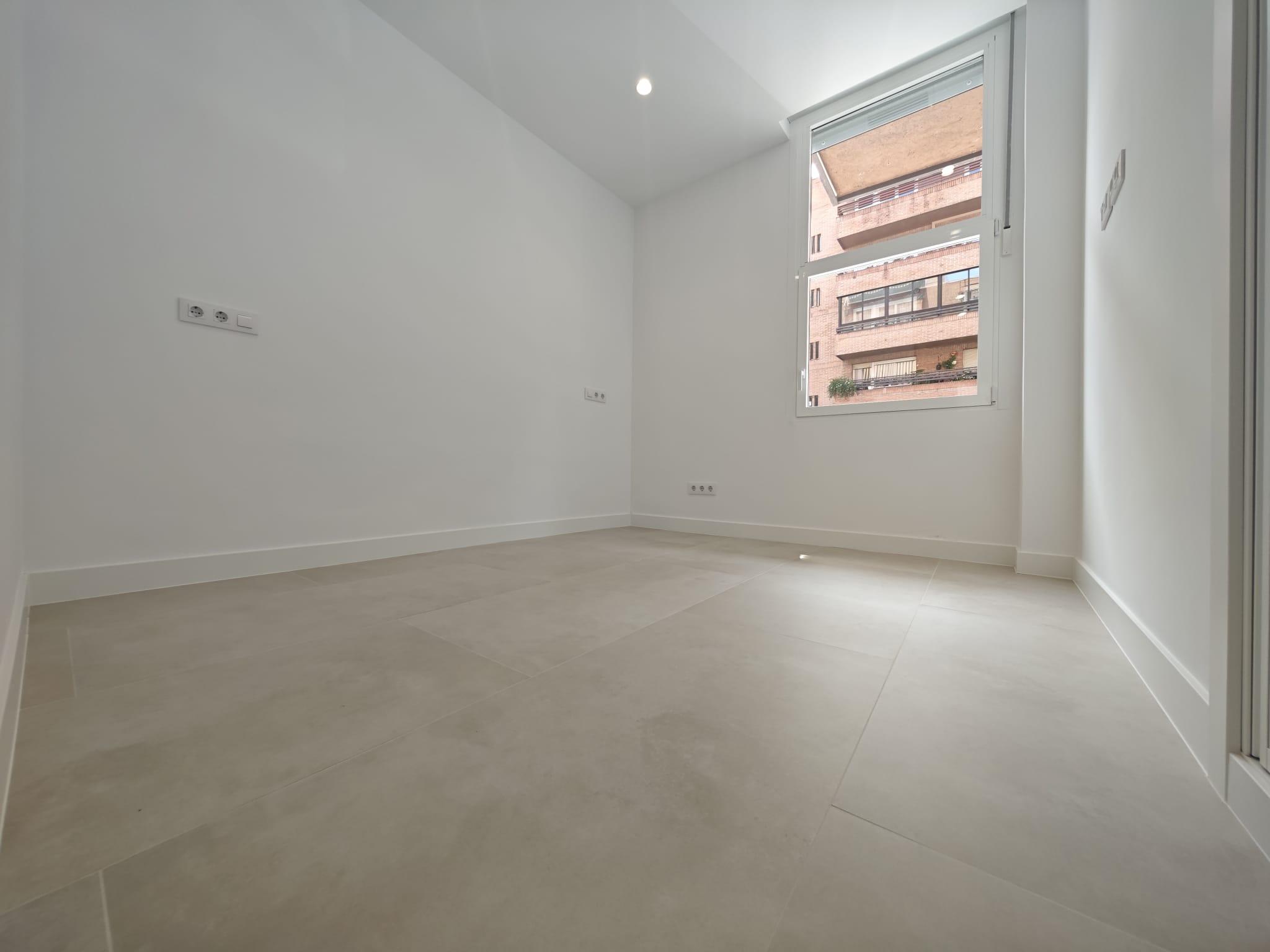 Imagen 27 Planta Baja en venta en Madrid / Calle Castilla Bellas Vistas - Tetuan