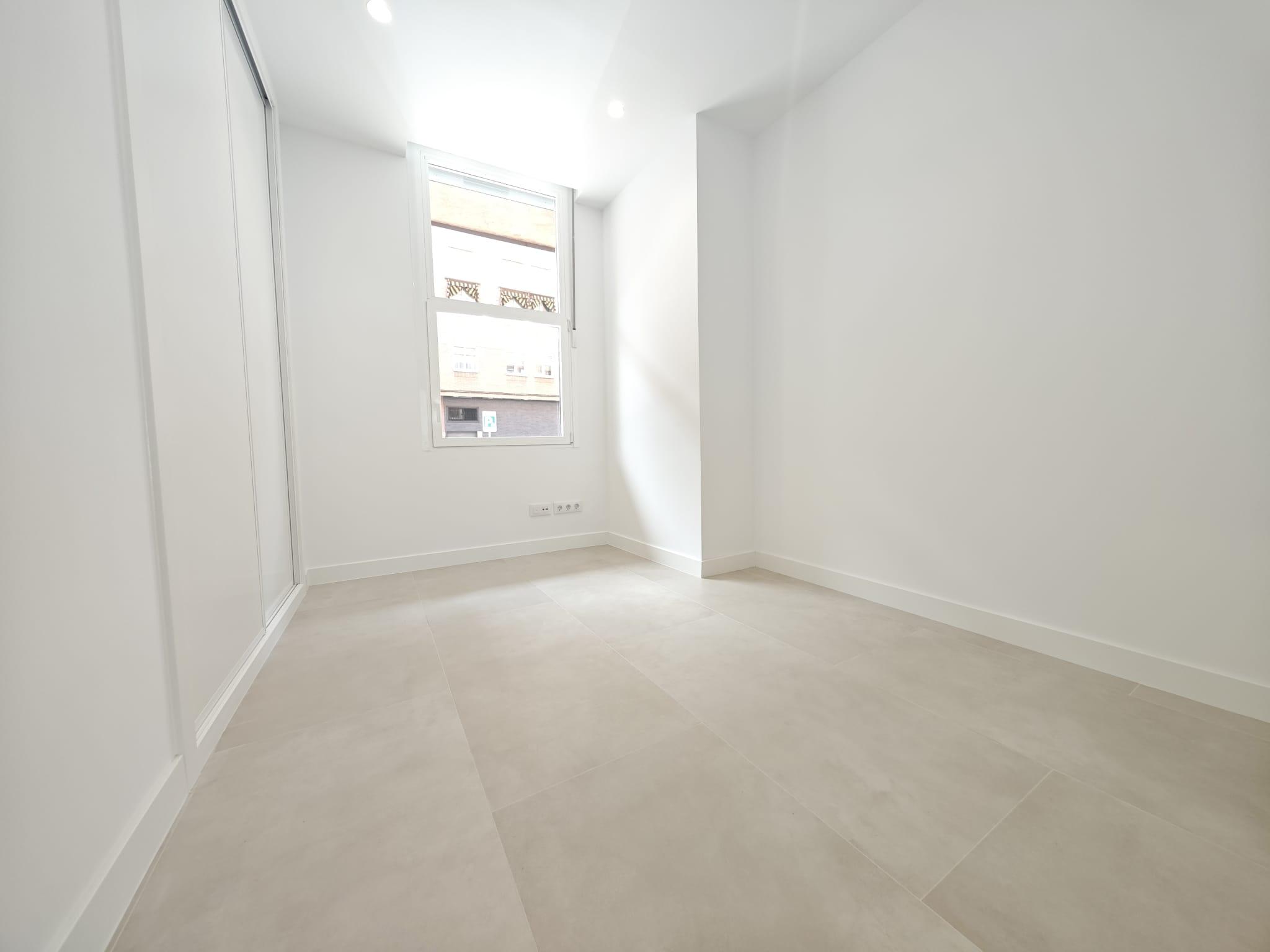 Imagen 28 Planta Baja en venta en Madrid / Calle Castilla Bellas Vistas - Tetuan