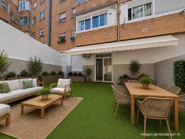 Imagen 1 Inmueble 305491 - Planta Baja en venta en Madrid / Calle Castilla Bellas Vistas - Tetuan