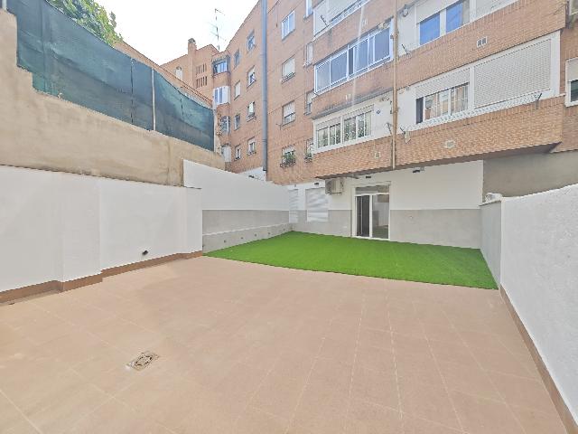 Imagen 7 Inmueble 305491 - Planta Baja en venta en Madrid / Calle Castilla Bellas Vistas - Tetuan