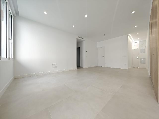 Imagen 13 Inmueble 305491 - Planta Baja en venta en Madrid / Calle Castilla Bellas Vistas - Tetuan