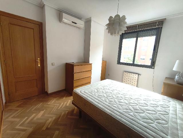 Imagen 8 Inmueble 306323 - Piso en alquiler en Madrid / Calle Pasifae Rejas - San Blas - Madrid