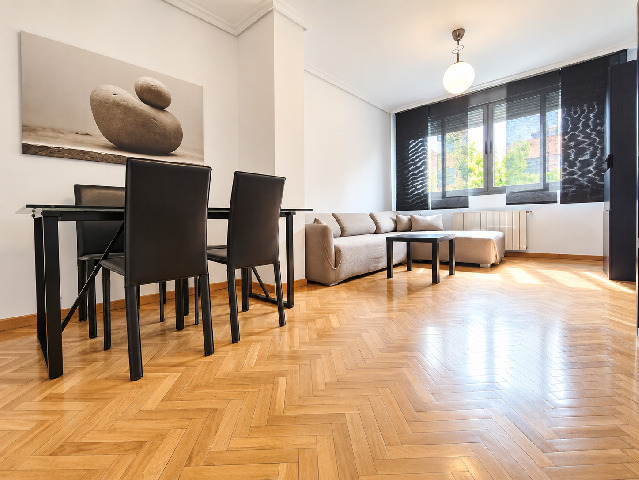Imagen 1 Inmueble 306323 - Piso en alquiler en Madrid / Calle Pasifae Rejas - San Blas - Madrid