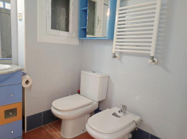 Imagen 15 Inmueble 298934 - Apto. Playa en venta en Calella / Frente a la estación de tren de Renfe Rodalies.