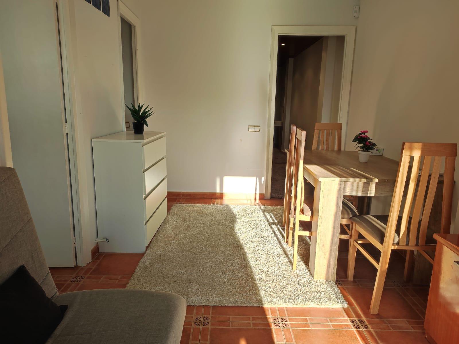 Imagen 6 Apto. Playa en venta en Calella / Frente a la estación de tren de Renfe Rodalies.