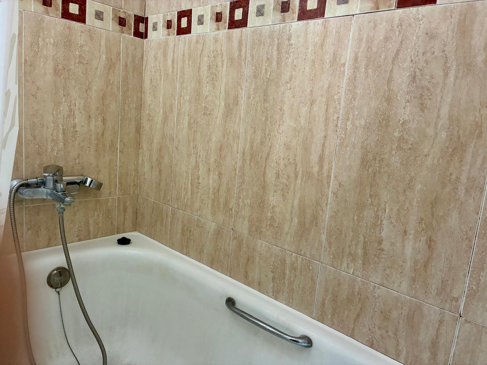 Imagen 13 Piso en venta en Pineda De Mar / Segunda línea de mar