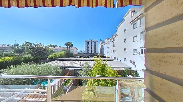 Imagen 2 Inmueble 299786 - Piso en venta en Pineda De Mar / Segunda línea de mar
