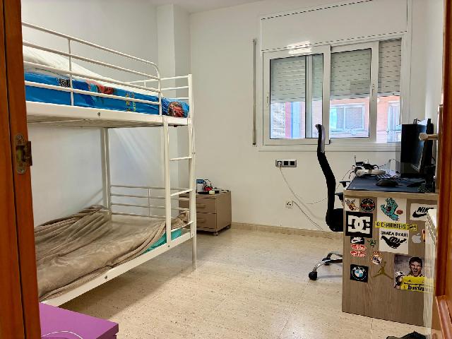 Imagen 16 Inmueble 299786 - Piso en venta en Pineda De Mar / Segunda línea de mar