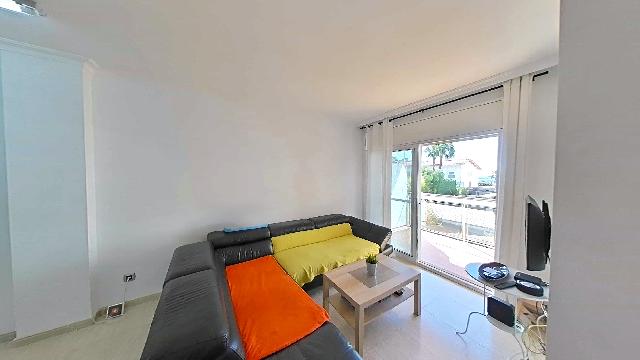 Imagen 5 Inmueble 299786 - Piso en venta en Pineda De Mar / Segunda línea de mar
