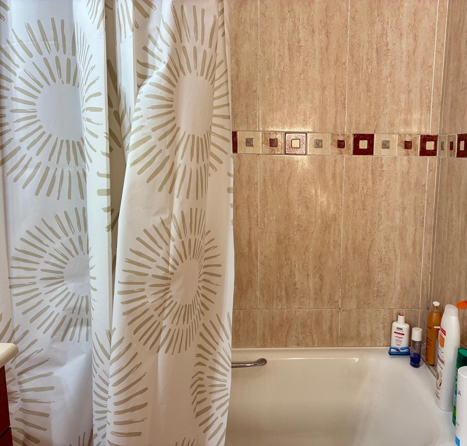 Imagen 12 Piso en venta en Pineda De Mar / Segunda línea de mar