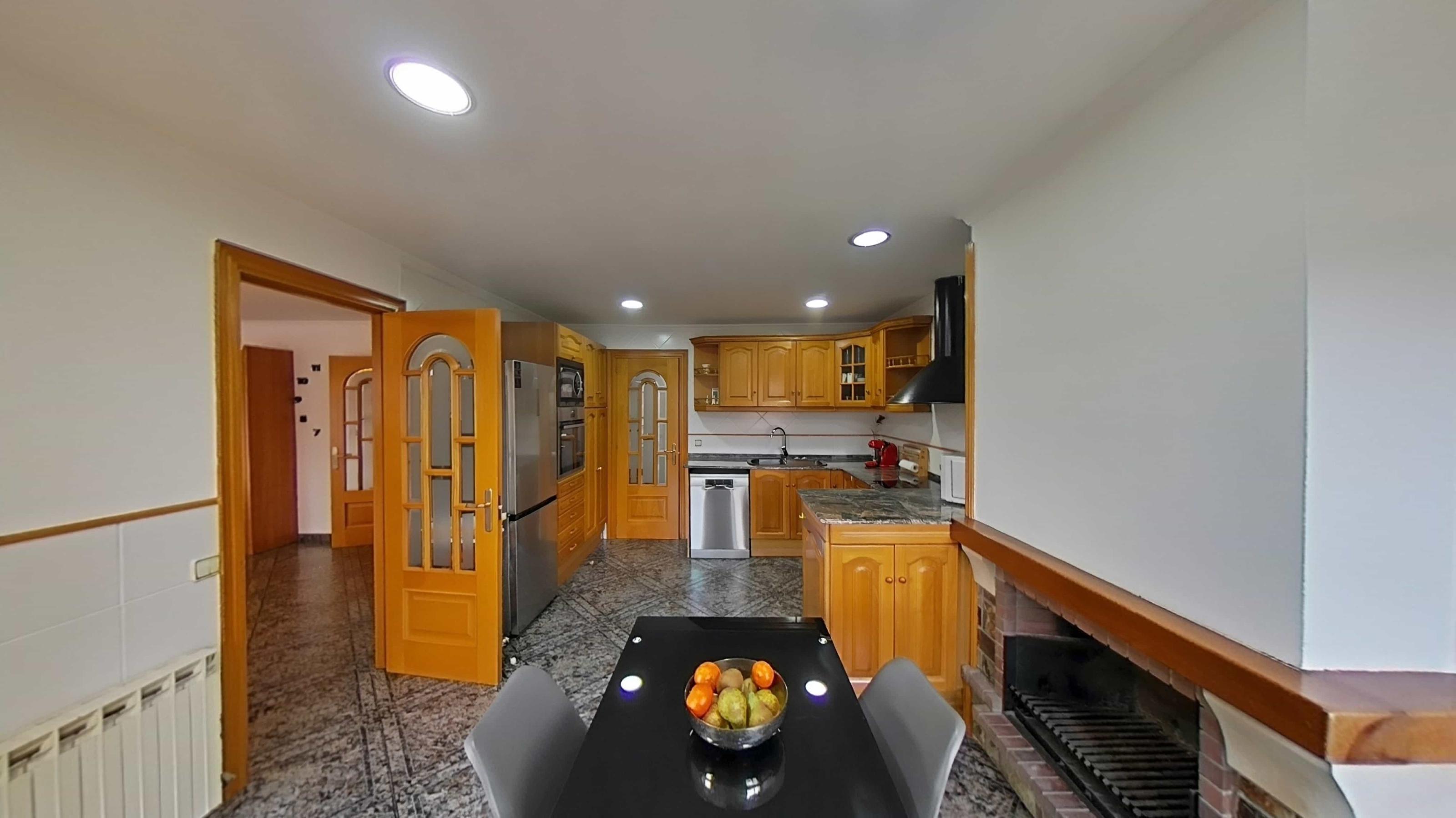 Imagen 11 Piso en venta en Sant Cebrià De Vallalta / Muy bien ubicado, en la entrada de la población.