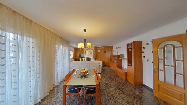 Imagen 3 Inmueble 299852 - Piso en venta en Sant Cebrià De Vallalta / Muy bien ubicado, en la entrada de la población.
