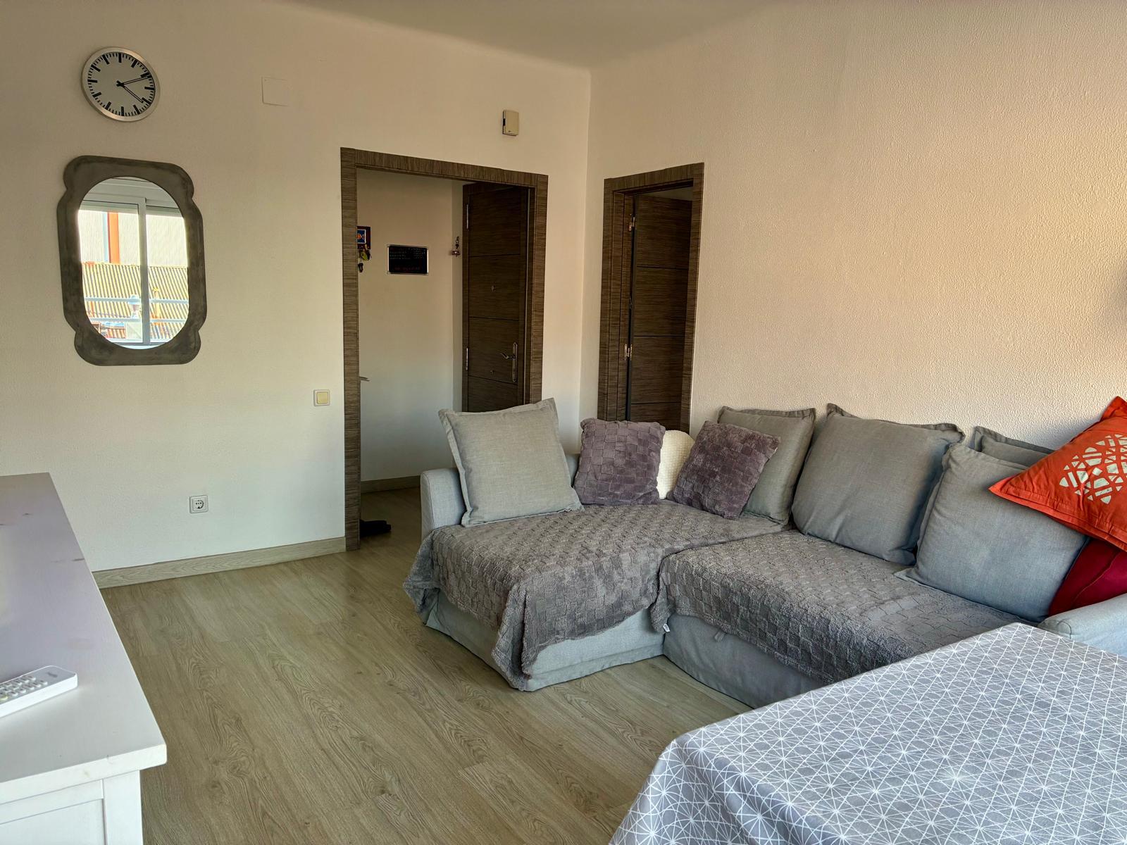 Imagen 2 Piso en venta en Pineda De Mar / Frente a la Iglesia