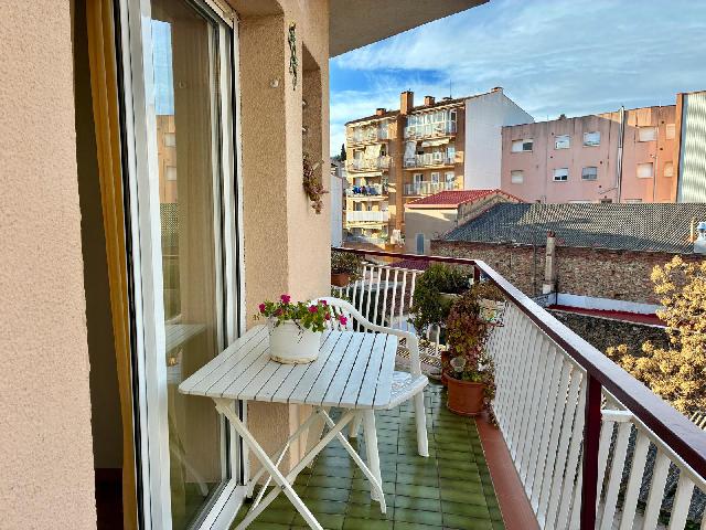 Imagen 17 Inmueble 300262 - Piso en venta en Pineda De Mar / Frente a la Iglesia