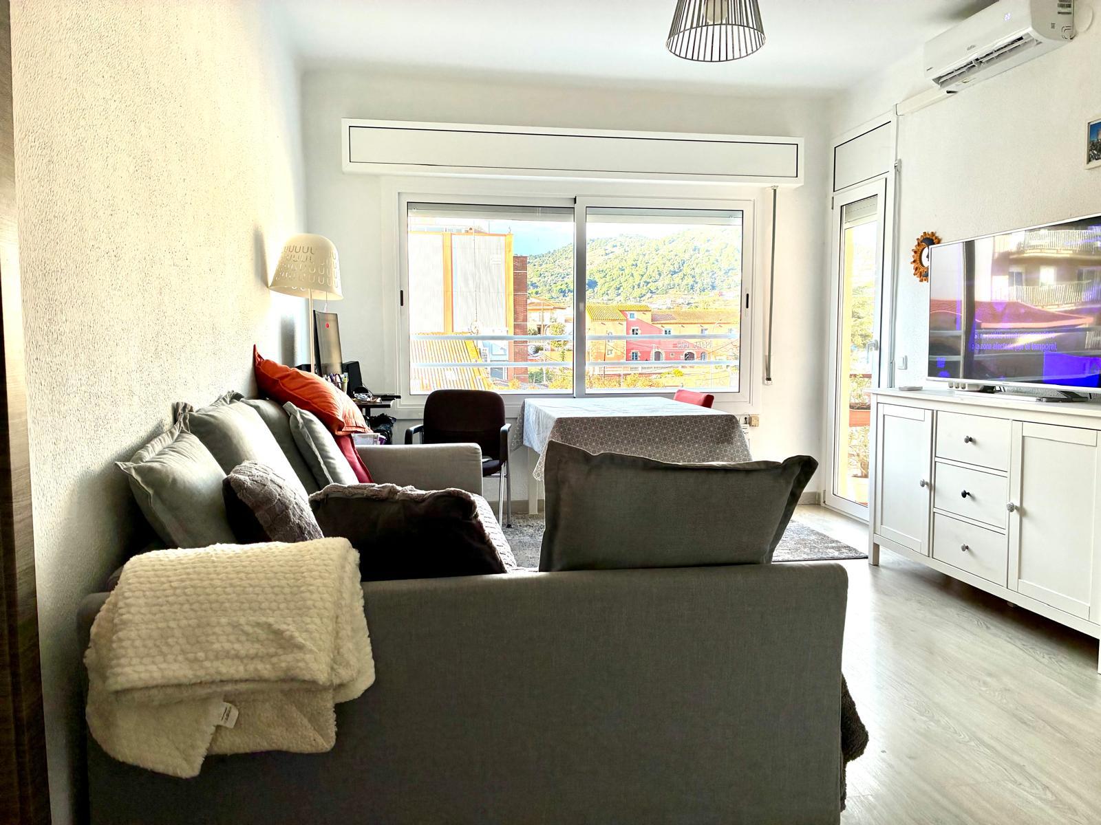 Imagen 4 Piso en venta en Pineda De Mar / Frente a la Iglesia