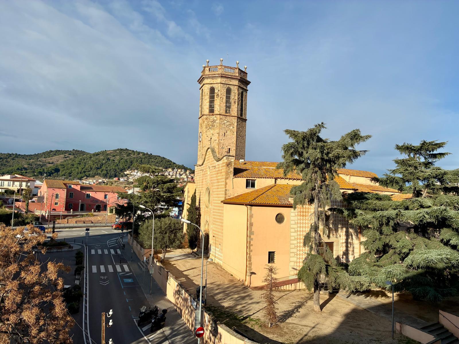 Imagen 19 Piso en venta en Pineda De Mar / Frente a la Iglesia