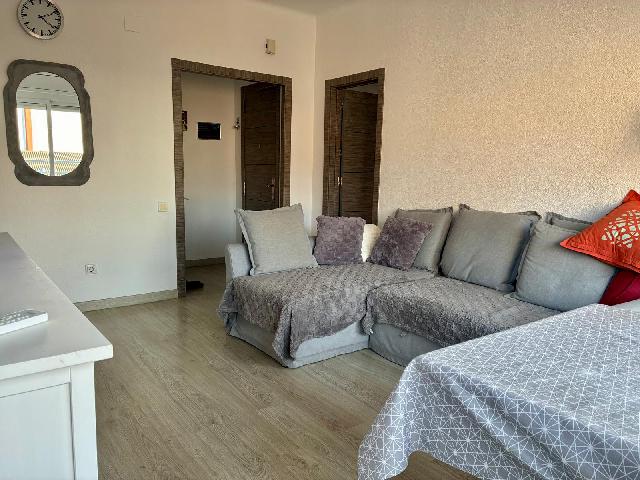 Imagen 5 Inmueble 300262 - Piso en venta en Pineda De Mar / Frente a la Iglesia