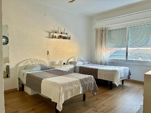 Imagen 9 Inmueble 300262 - Piso en venta en Pineda De Mar / Frente a la Iglesia