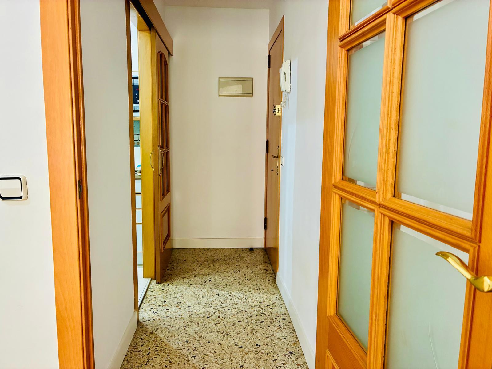 Imagen 9 Piso en venta en Pineda De Mar / Segunda línea de mar
