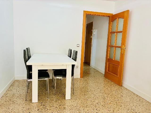 Imagen 6 Inmueble 300325 - Piso en venta en Pineda De Mar / Segunda línea de mar