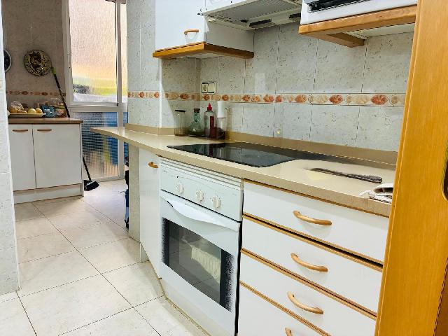 Imagen 9 Inmueble 300325 - Piso en venta en Pineda De Mar / Segunda línea de mar