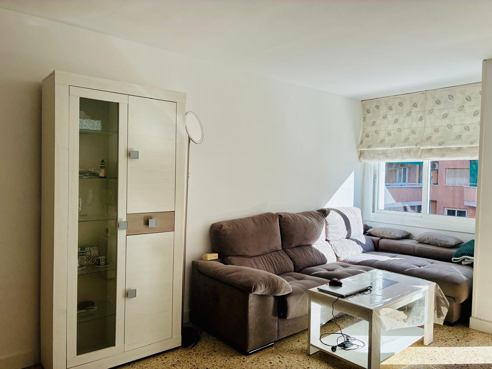 Imagen 3 Piso en venta en Pineda De Mar / Segunda línea de mar