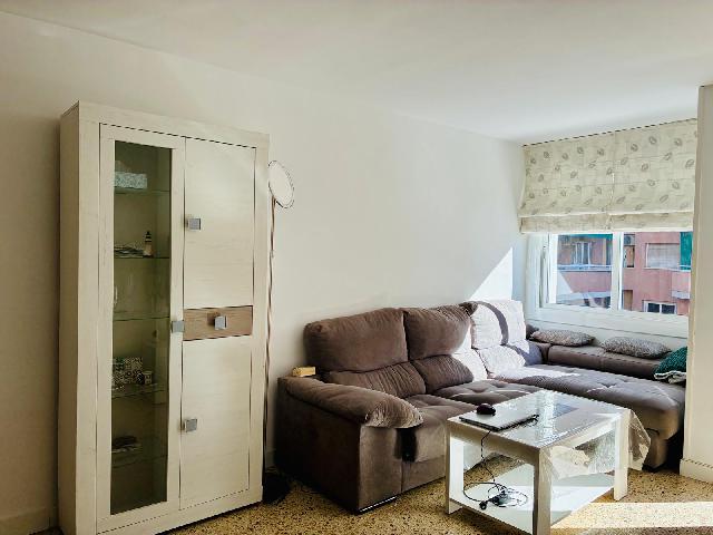 Imagen 3 Inmueble 300325 - Piso en venta en Pineda De Mar / Segunda línea de mar