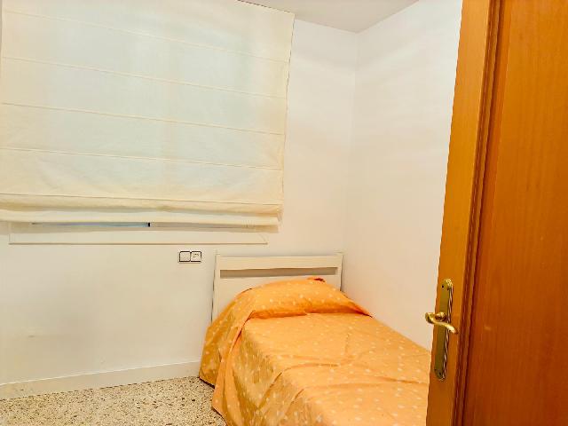 Imagen 13 Inmueble 300325 - Piso en venta en Pineda De Mar / Segunda línea de mar