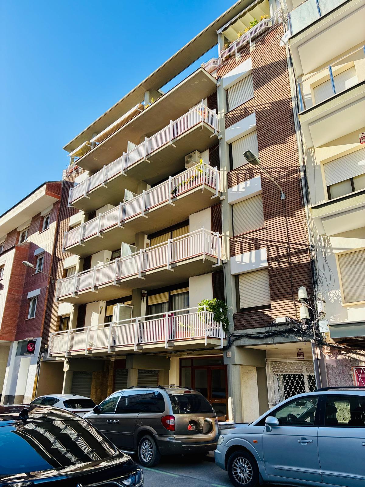 Imagen 10 Piso en venta en Pineda De Mar / Cerca de la Plaza Las Palmeras