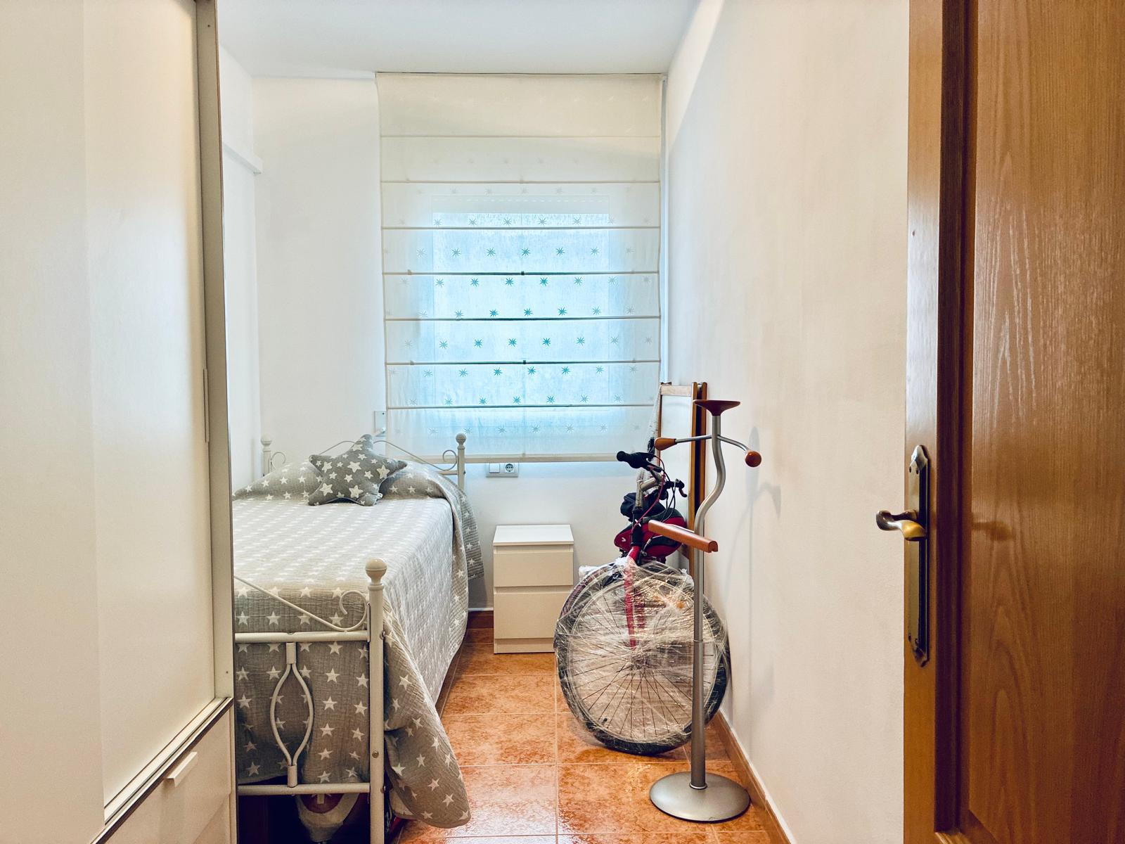 Imagen 15 Piso en venta en Pineda De Mar / Cerca del Consum