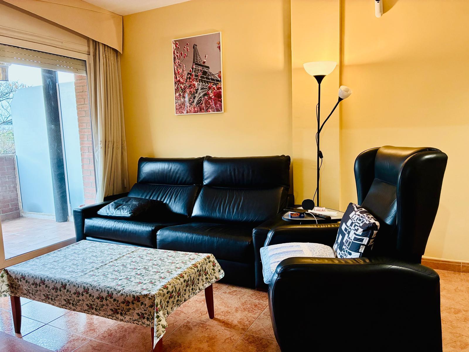 Imagen 2 Piso en venta en Pineda De Mar / Cerca del Consum