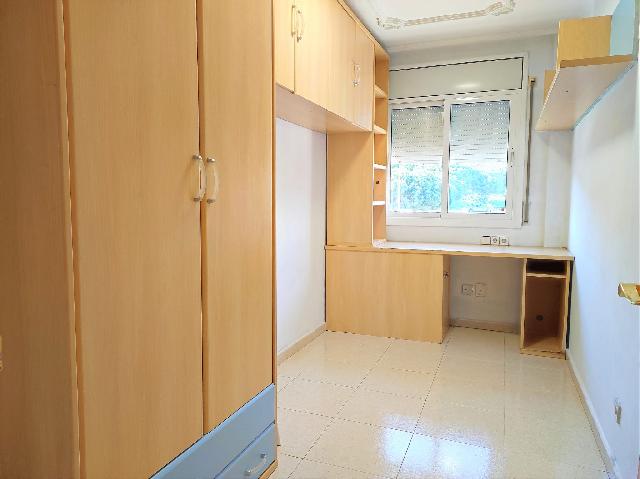 Imagen 16 Inmueble 302098 - Piso en venta en Pineda De Mar / Al lado de Calella