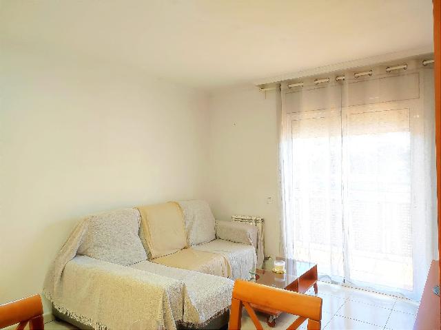 Imagen 5 Inmueble 302098 - Piso en venta en Pineda De Mar / Al lado de Calella