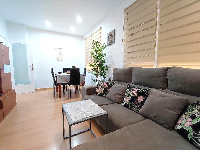 Imagen 3 Inmueble 302556 - Piso en venta en Calella / Cerca de la Riera Capaspre