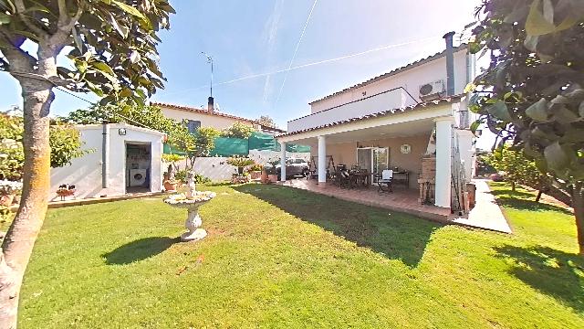 Imagen 1 Inmueble 302629 - Casa en venta en Vidreres / Urbanización Aiguaviva Park