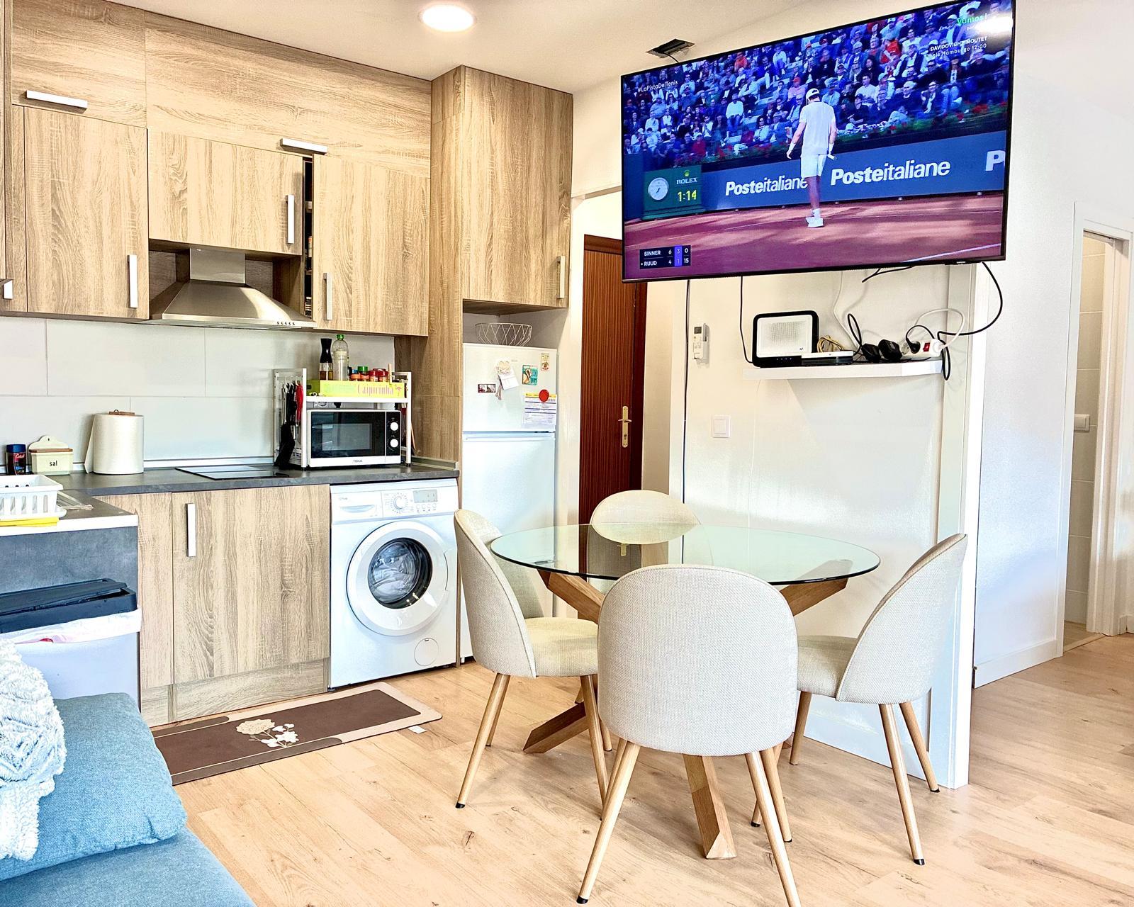 Imagen 3 Piso en venta en Pineda De Mar / Cerca de la Plaza Les Melies