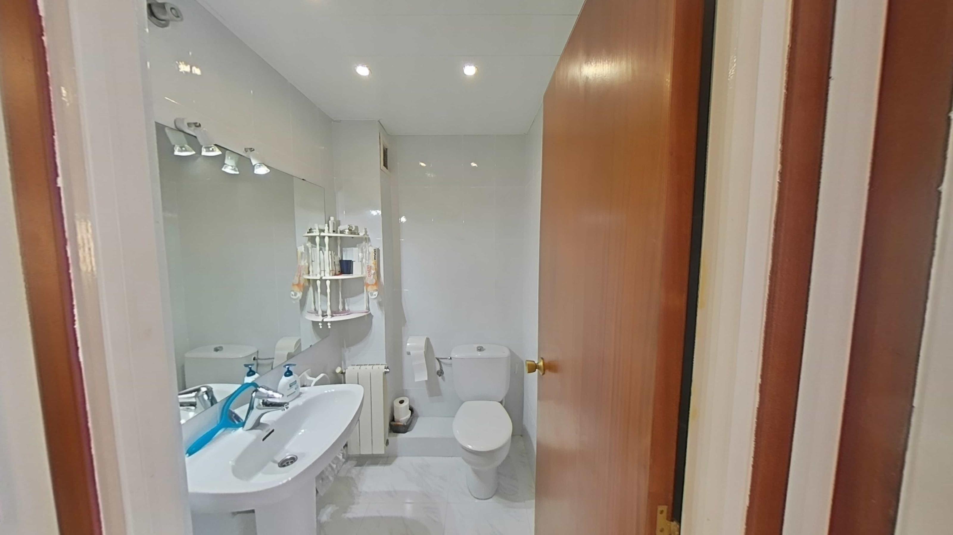 Imagen 10 Dúplex en venta en Canet De Mar / Dúplex en el centro de Canet de Mar