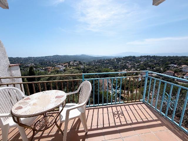 Imagen 9 Inmueble 304322 - Casa en venta en Vidreres / Urbanización Aiguaviva Parc