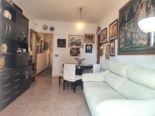 Imagen 1 Inmueble 305036 - Piso en venta en Pineda De Mar / A  tres calles de Calella