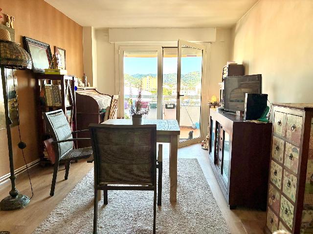 Imagen 5 Inmueble 305191 - Piso en venta en Pineda De Mar / Segunta línea de mar