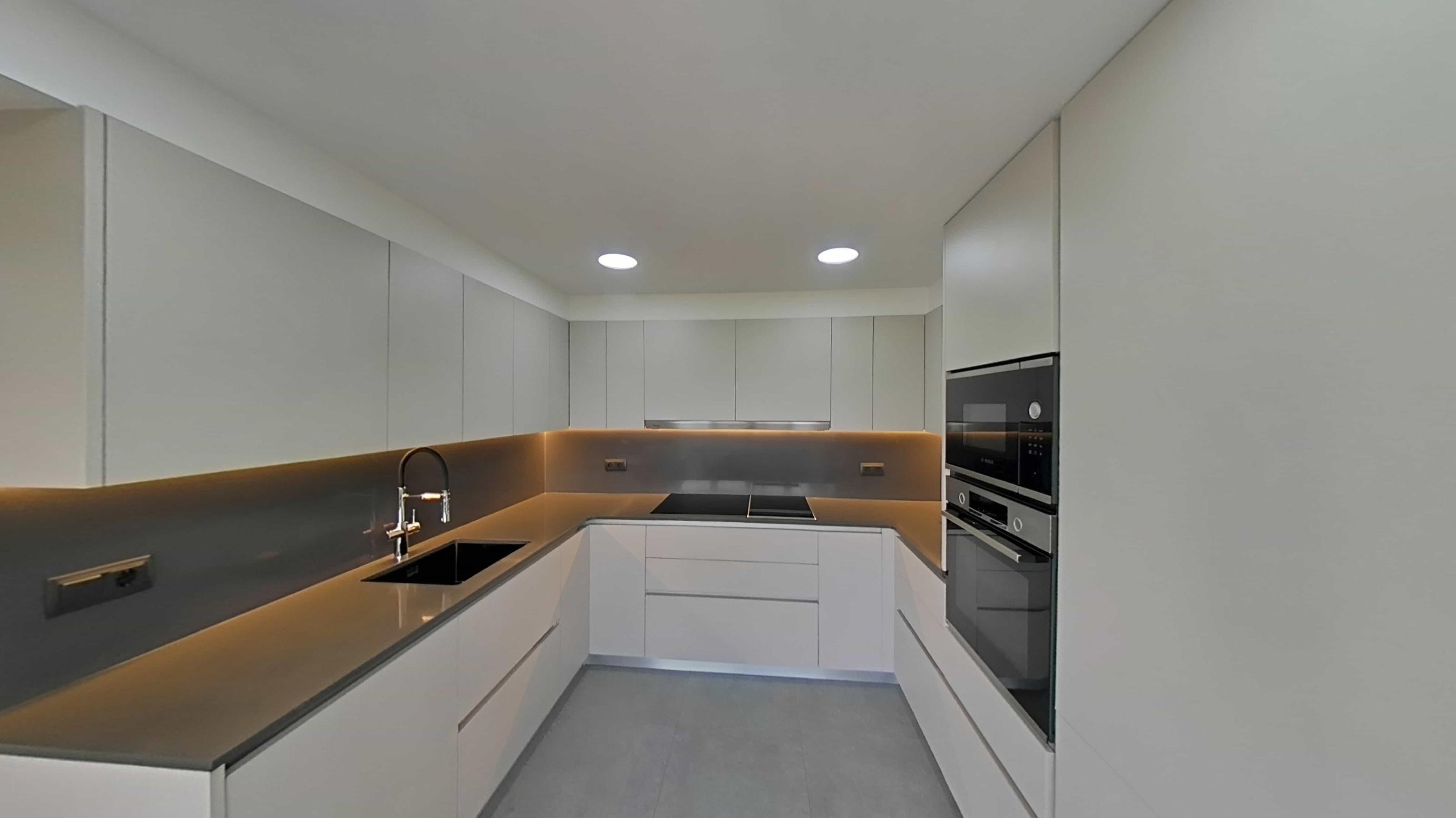 Imagen 9 Casa Adosada en venta en Blanes / Prestigiosa urbanización de Santa Cristina.