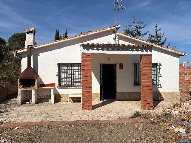 Imagen 2 Inmueble 306082 - Casa Aislada en venta en Santa Susanna / A 7 minutos de todos los servicios.