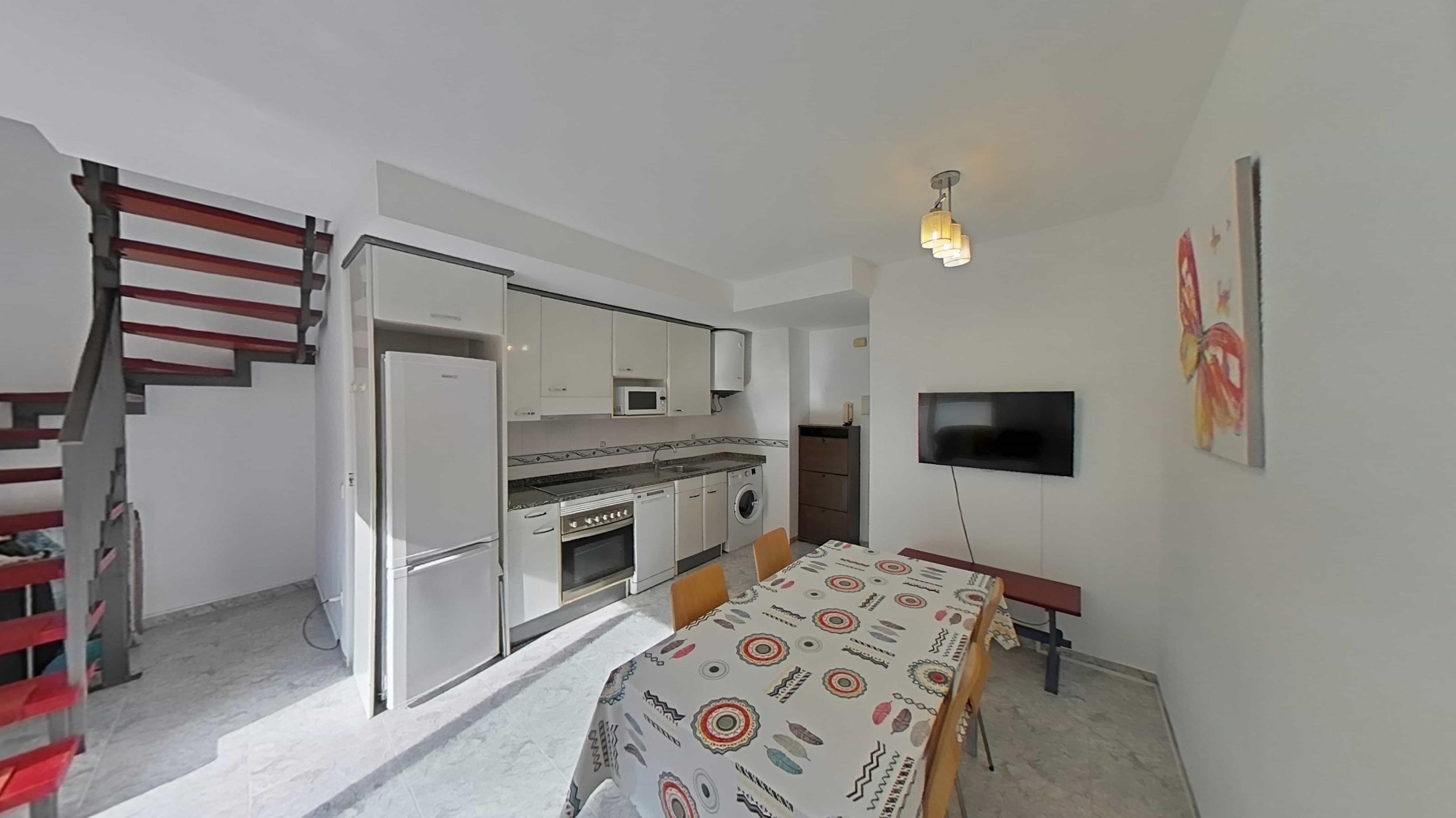Imagen 12 Dúplex en venta en Lloret De Mar / Cerca de todos los servicios.